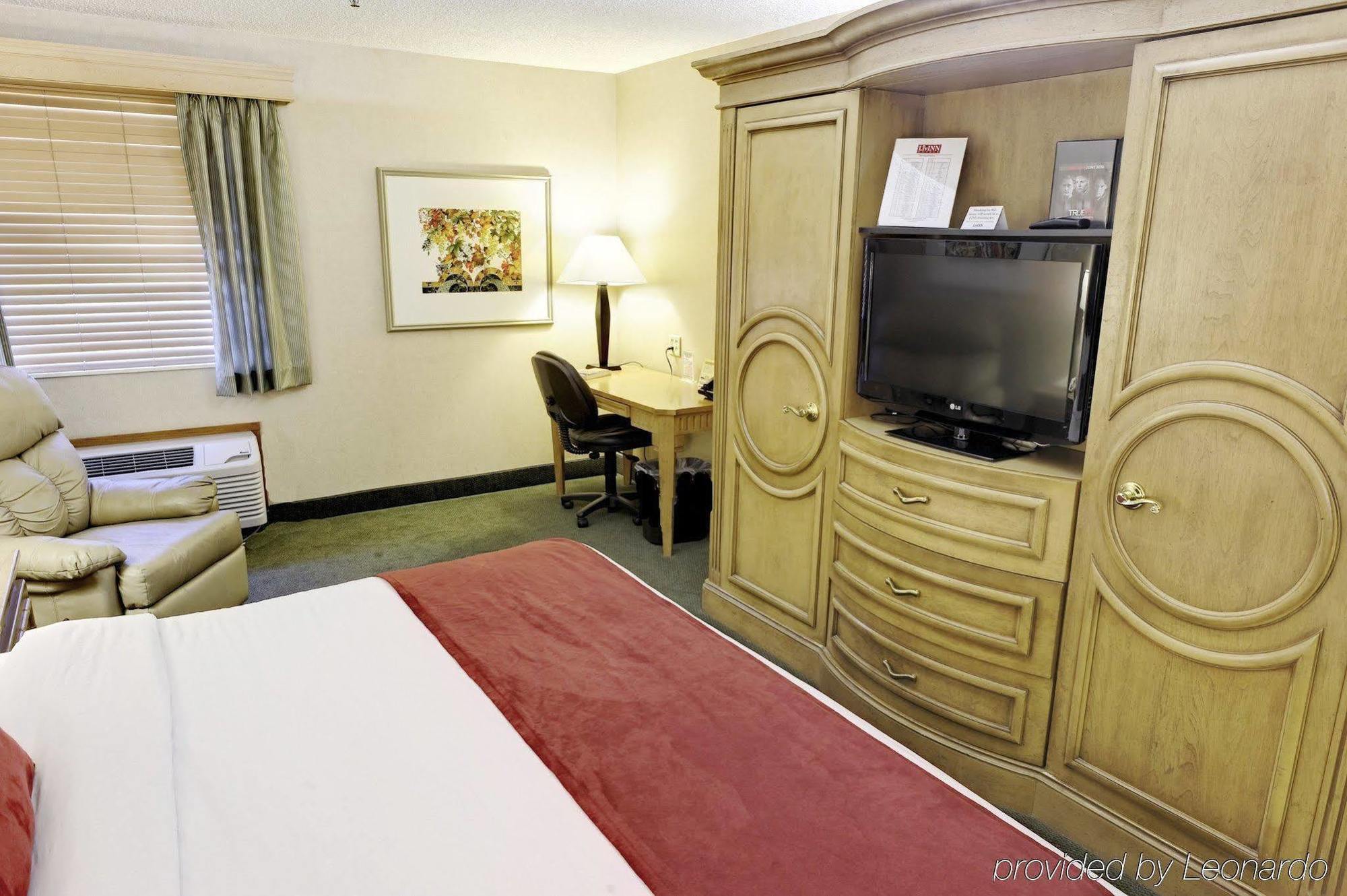 Livinn Hotel Cincinnati North/ Sharonville Buitenkant foto