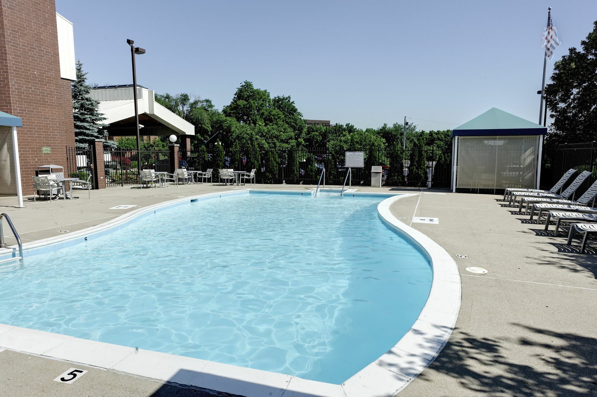 Livinn Hotel Cincinnati North/ Sharonville Buitenkant foto